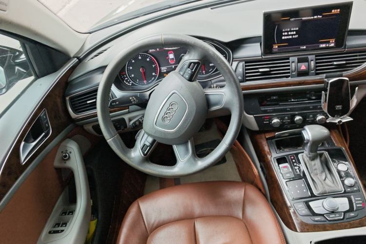 Used Audi A6L 2015 TFSI Millionth Anniversary Intelligent Model Steering Wheel
