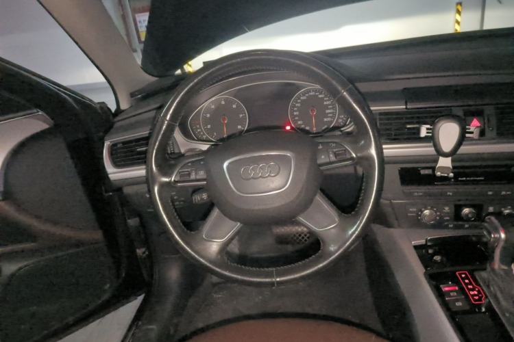 Used Audi A6L 2015 TFSI Millionth Anniversary Intelligent Model Steering Wheel