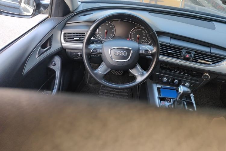 Used Audi A6L 2015 TFSI Millionth Anniversary Intelligent Model Steering Wheel