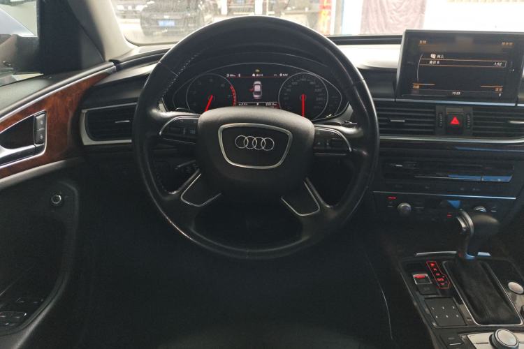 Used Audi A6L 2015 30 FSI Millionth Anniversary Comfort Model Steering Wheel