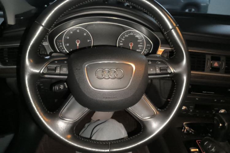 Used Audi A6L 2015 35 FSI quattro Technology Edition Steering Wheel