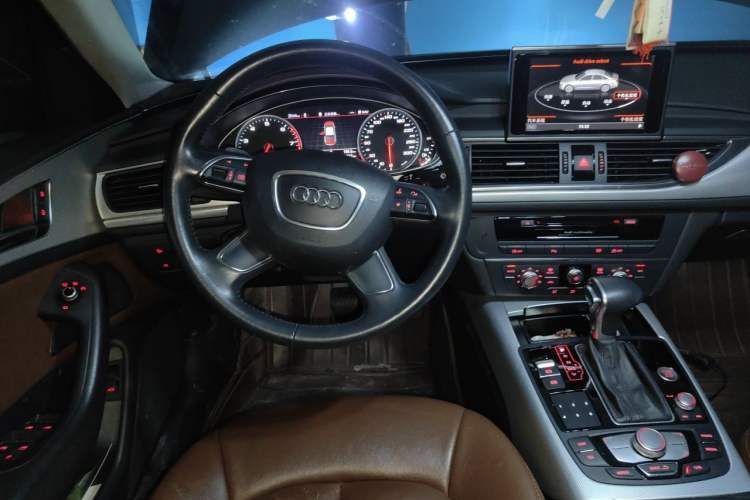 Used Audi A6L 2015 TFSI Millionth Anniversary Intelligent Model Steering Wheel