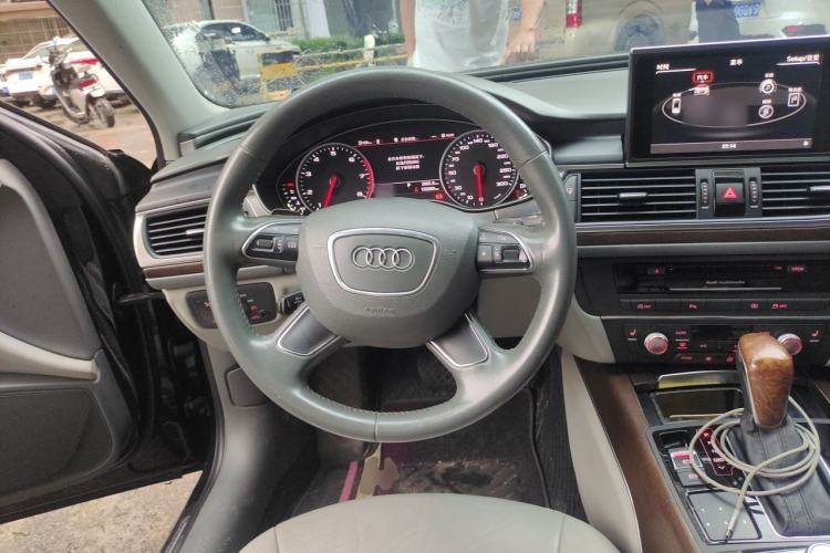 Used Audi A6L 2015 35 FSI quattro Technology Edition Steering Wheel