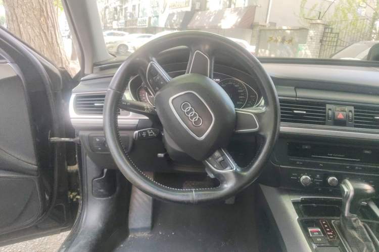 Used Audi A6L 2015 TFSI Millionth Anniversary Intelligent Model Steering Wheel