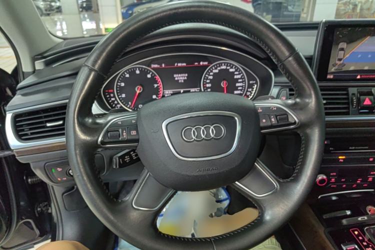 Used Audi A6L 2015 35 FSI quattro Comfort Model Steering Wheel