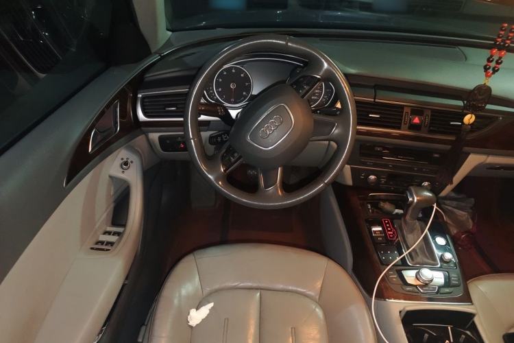 Used Audi A6L 2015 30 FSI Millionth Anniversary Comfort Model Steering Wheel