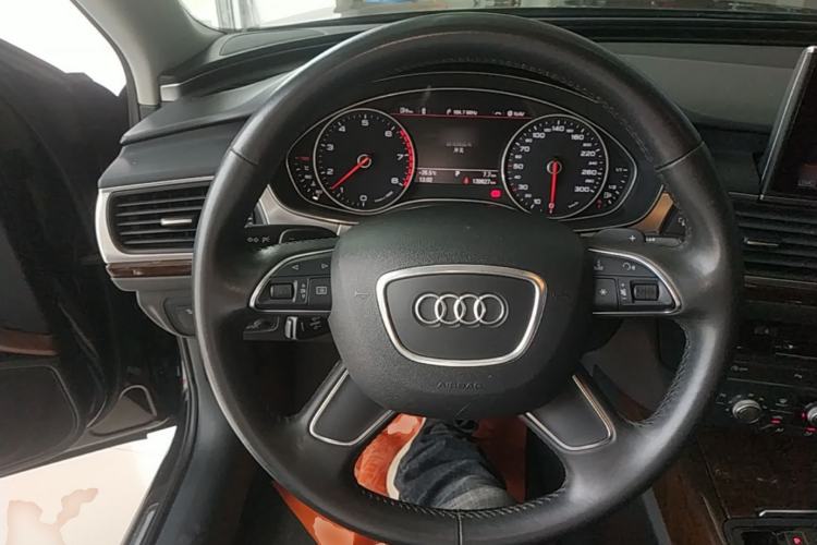 Used Audi A6L 2015 TFSI Millionth Anniversary Intelligent Model Steering Wheel