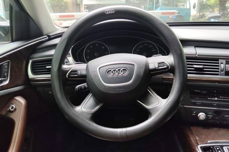 Used Audi A6L 2015 TFSI Millionth Anniversary Intelligent Model Steering Wheel