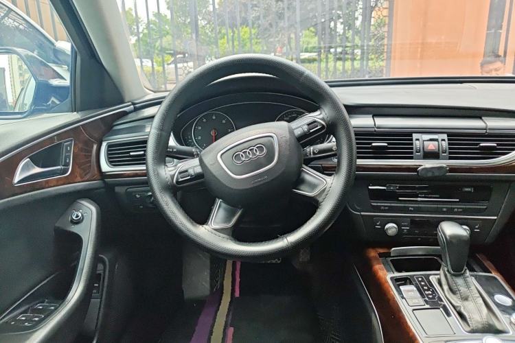 Used Audi A6L 2015 30 FSI Millionth Anniversary Comfort Model Steering Wheel