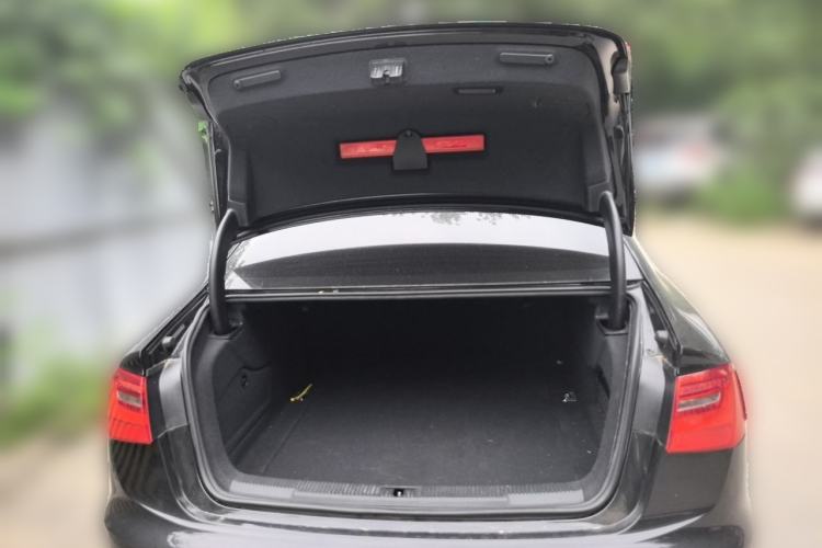 Used Audi A6L 2015 30 FSI Millionth Anniversary Comfort Model Trunk