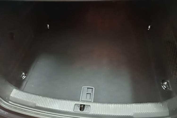 Used Audi A6L 2015 TFSI Millionth Anniversary Intelligent Model Trunk
