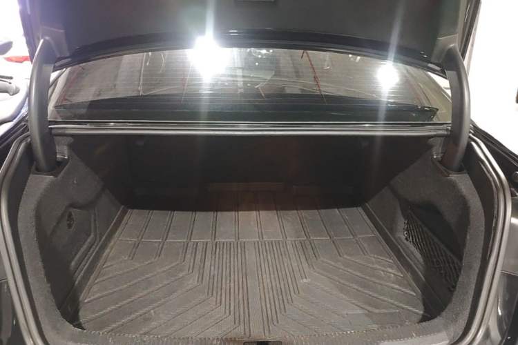 Used Audi A6L 2015 TFSI Millionth Anniversary Intelligent Model Trunk