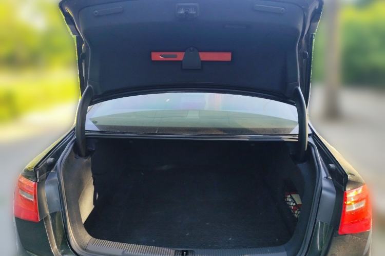 Used Audi A6L 2015 TFSI Millionth Anniversary Intelligent Model Trunk