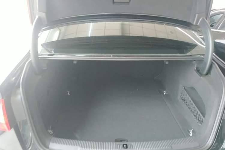 Used Audi A6L 2015 TFSI Millionth Anniversary Intelligent Model Trunk