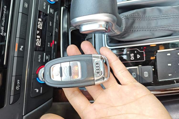 Used Audi A6L 2015 30 FSI Millionth Anniversary Comfort Model Vehicle Key