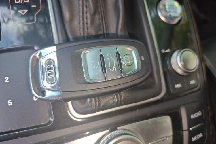 Used Audi A6L 2015 30 FSI Millionth Anniversary Comfort Model Vehicle Key