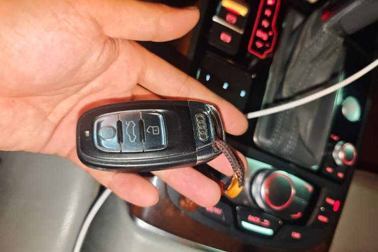 Used Audi A6L 2015 30 FSI Millionth Anniversary Comfort Model Vehicle Key