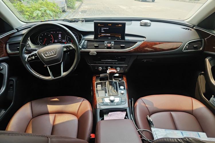 Used Audi A6L 2015 TFSI Millionth Anniversary Intelligent Model Center Console