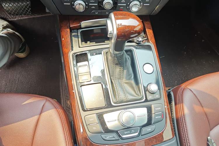 Used Audi A6L 2015 TFSI Millionth Anniversary Intelligent Model Gear Lever