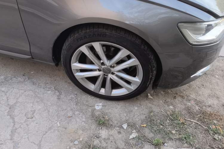 Used Audi A6L 2015 TFSI Millionth Anniversary Intelligent Model Right Front Wheel Hub