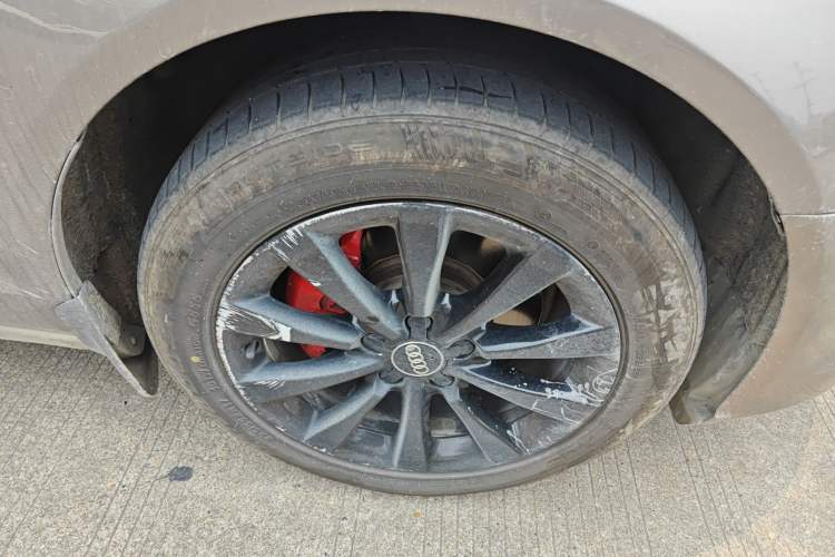 Used Audi A6L 2015 TFSI Millionth Anniversary Intelligent Model Right Front Wheel Hub