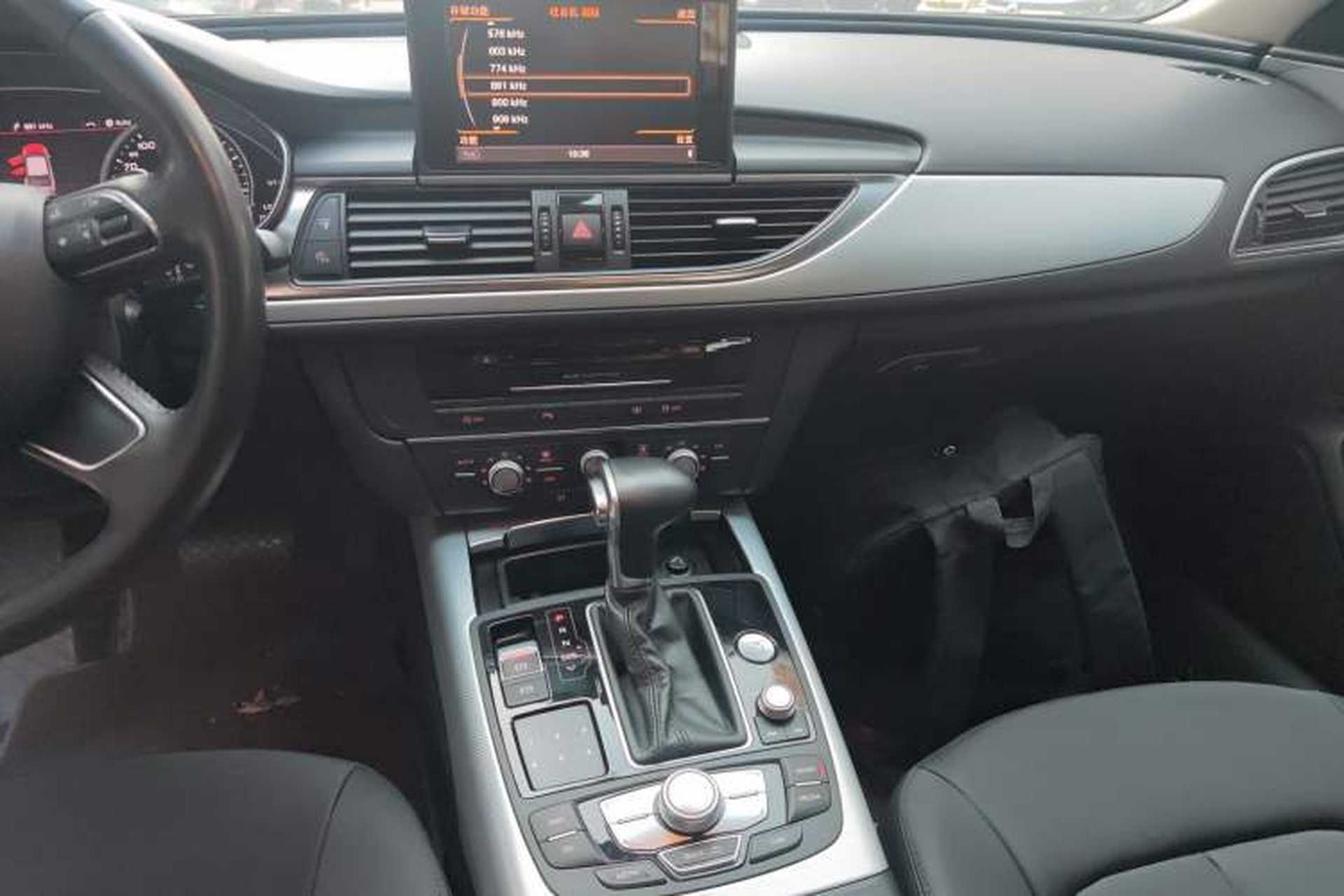 Used Audi A6L 2015 TFSI Millionth Anniversary Intelligent Model Audio And AC Panel