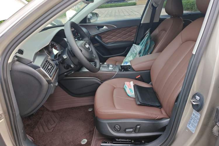 Used Audi A6L 2015 TFSI Millionth Anniversary Intelligent Model Left Front Seat