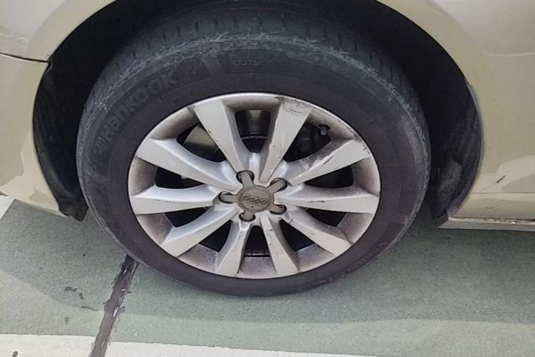 Used Audi A6L 2015 TFSI Millionth Anniversary Intelligent Model Left Front Wheel Hub