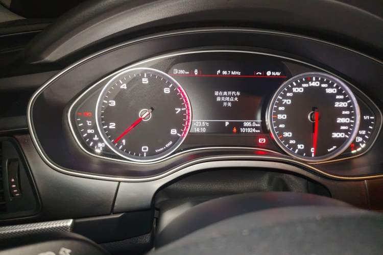 Used Audi A6L 2015 TFSI Millionth Anniversary Intelligent Model Odometer Close Up