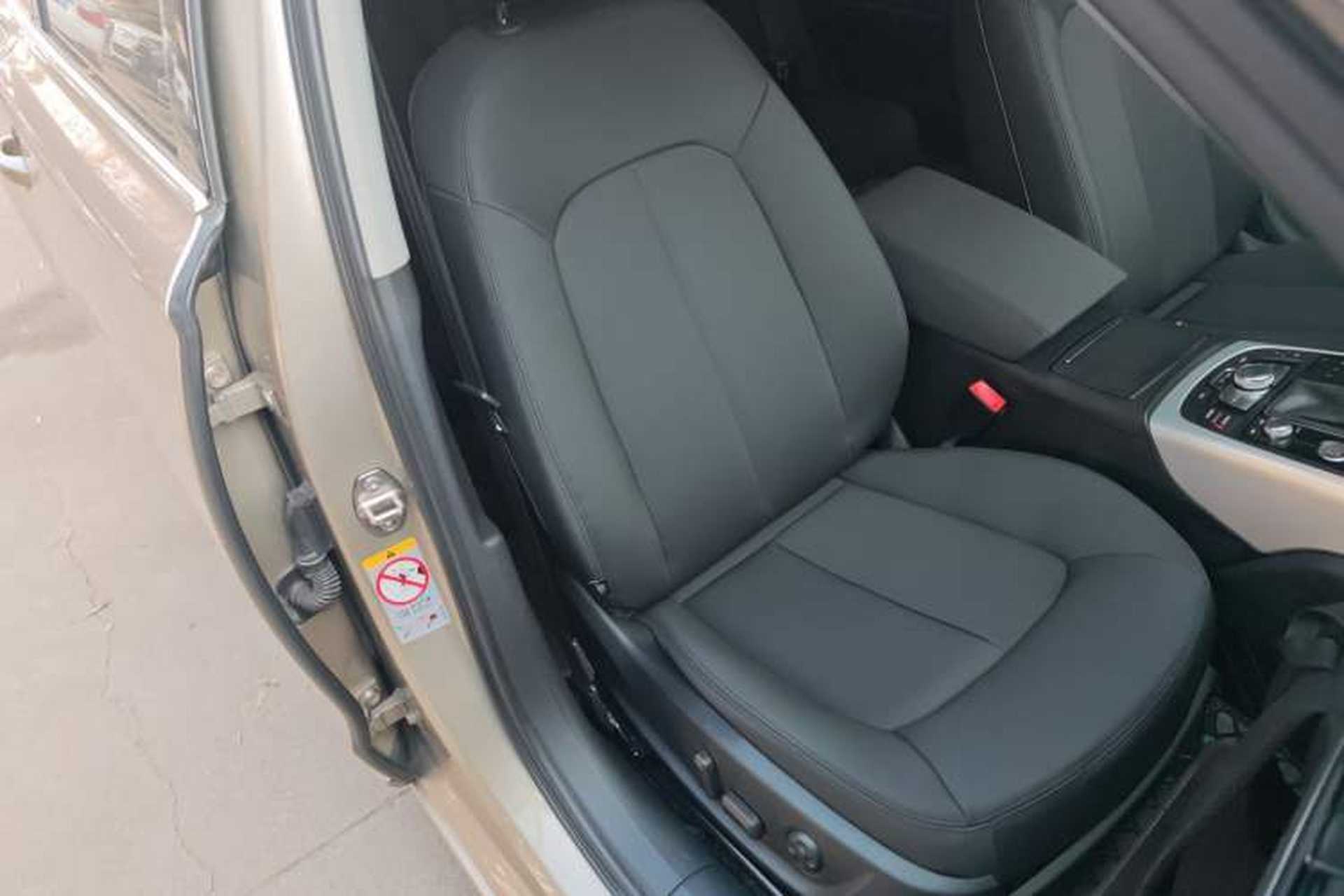 Used Audi A6L 2015 TFSI Millionth Anniversary Intelligent Model Right Front Seat
