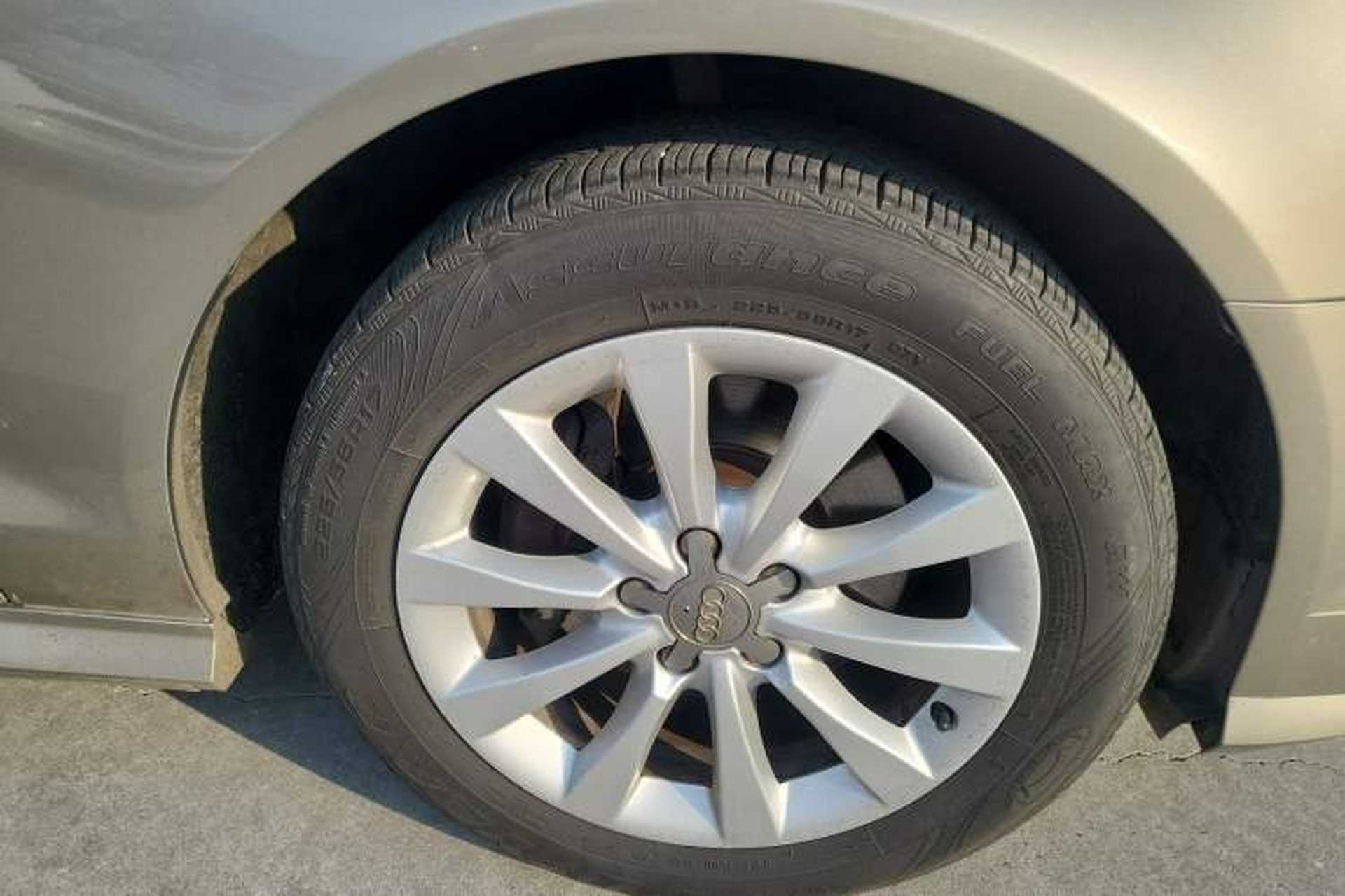 Used Audi A6L 2015 TFSI Millionth Anniversary Intelligent Model Right Front Wheel Hub