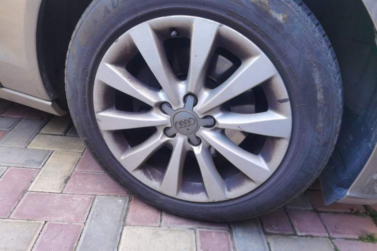 Used Audi A6L 2015 30 FSI Millionth Anniversary Comfort Model Right Front Wheel Hub