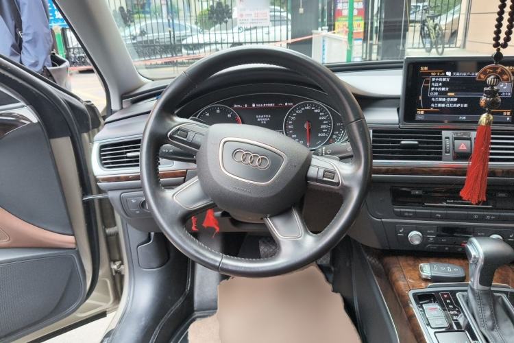Used Audi A6L 2015 30 FSI Millionth Anniversary Comfort Model Steering Wheel