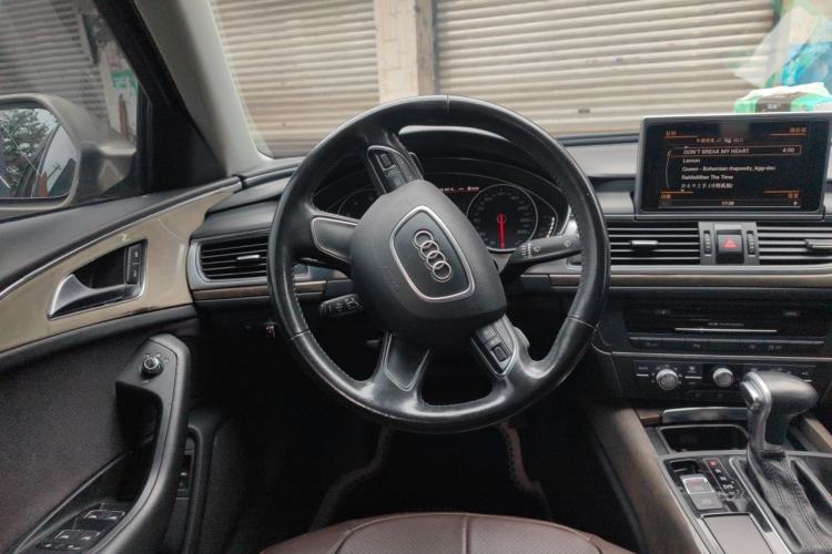 Used Audi A6L 2015 TFSI Millionth Anniversary Intelligent Model Steering Wheel