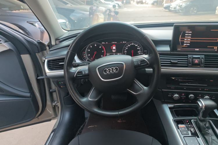 Used Audi A6L 2015 TFSI Millionth Anniversary Intelligent Model Steering Wheel
