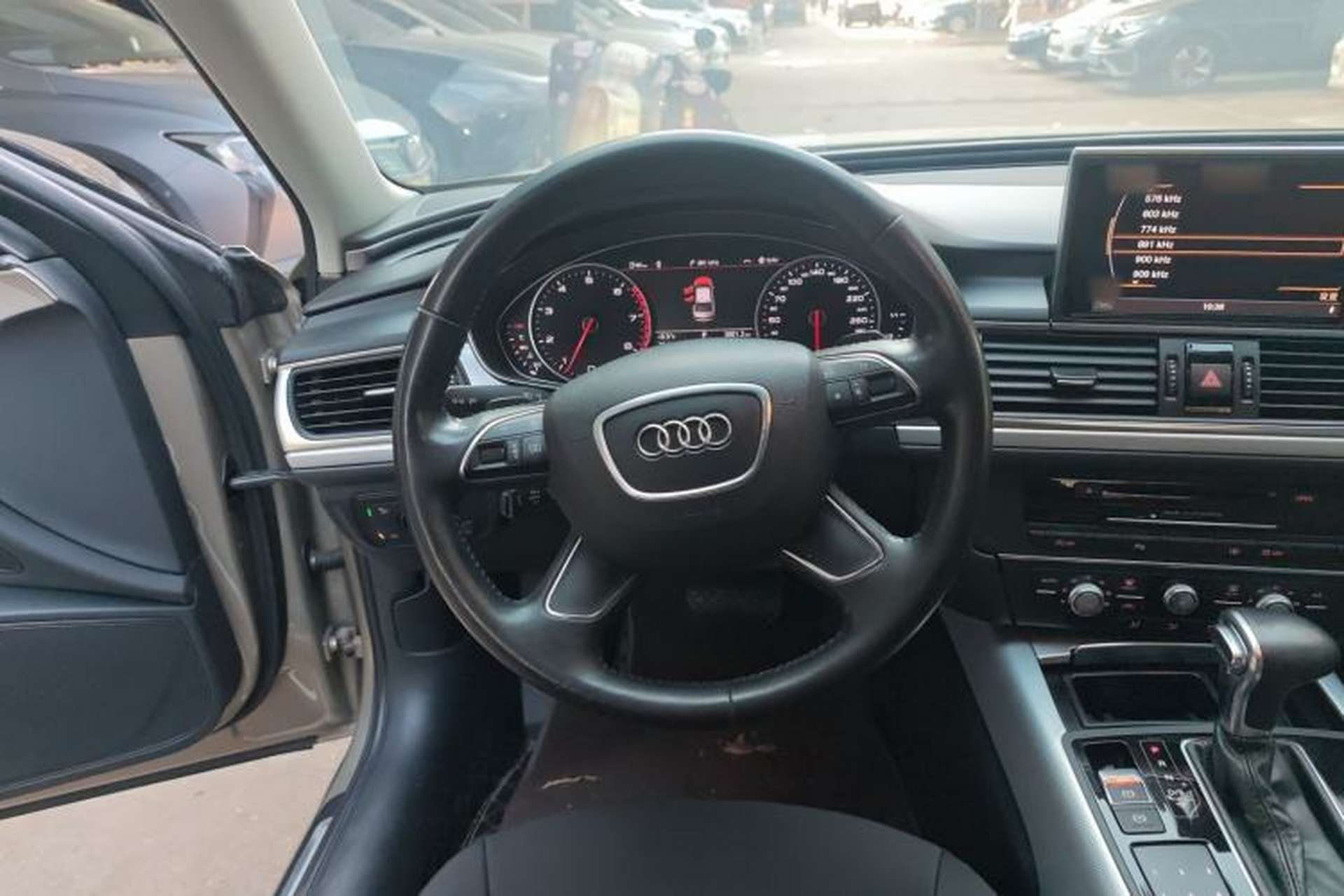 Used Audi A6L 2015 TFSI Millionth Anniversary Intelligent Model Steering Wheel