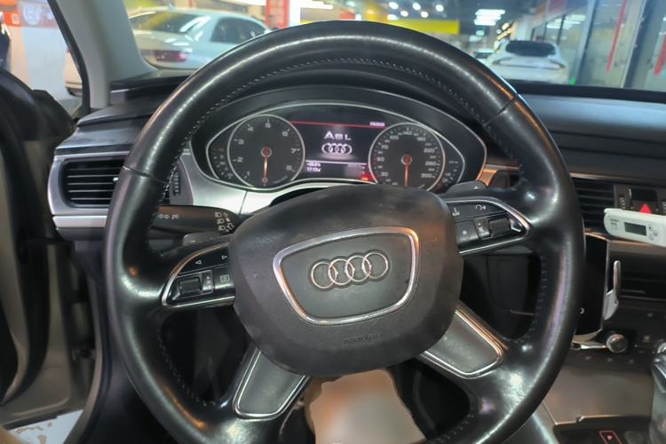 Used Audi A6L 2015 TFSI Millionth Anniversary Intelligent Model Steering Wheel