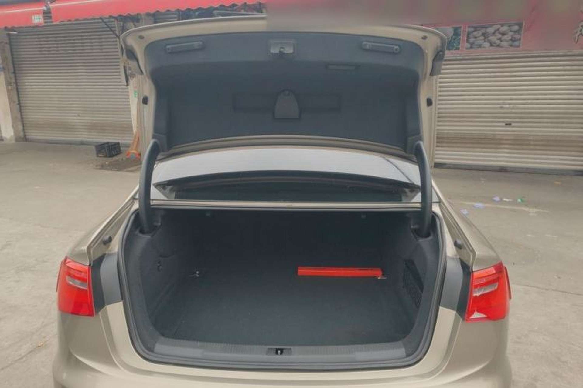Used Audi A6L 2015 TFSI Millionth Anniversary Intelligent Model Trunk