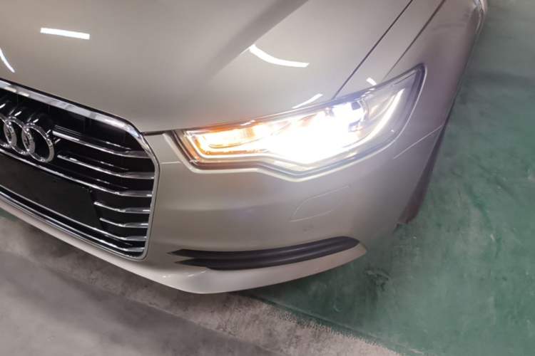 Used Audi A6L 2015 TFSI Millionth Anniversary Intelligent Model Left Front Headlight