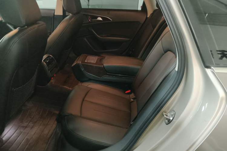 Used Audi A6L 2015 TFSI Millionth Anniversary Intelligent Model Left Rear Seat