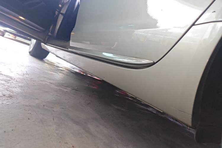 Used Audi A6L 2015 TFSI Millionth Anniversary Intelligent Model Left Side Sill
