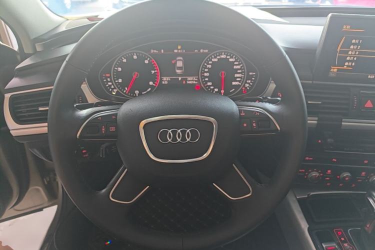 Used Audi A6L 2015 TFSI Millionth Anniversary Intelligent Model Steering Wheel