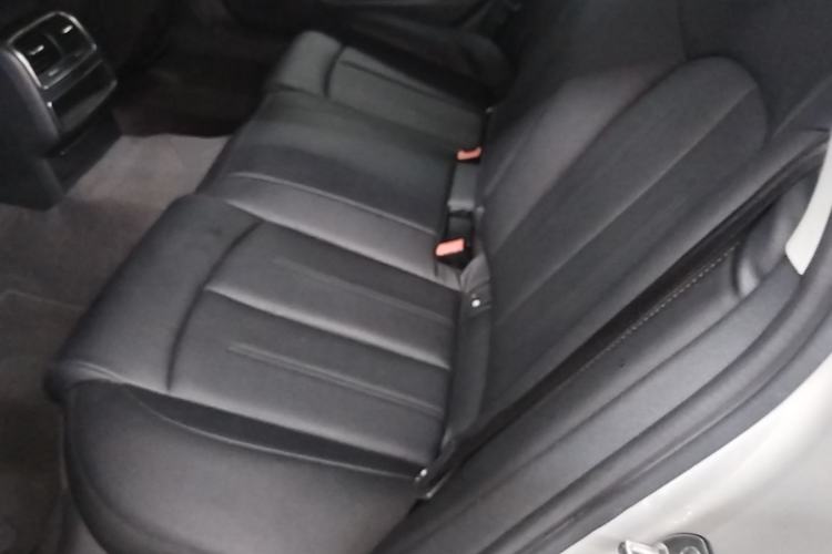 Used Audi A6L 2015 TFSI Millionth Anniversary Intelligent Model Left Rear Seat