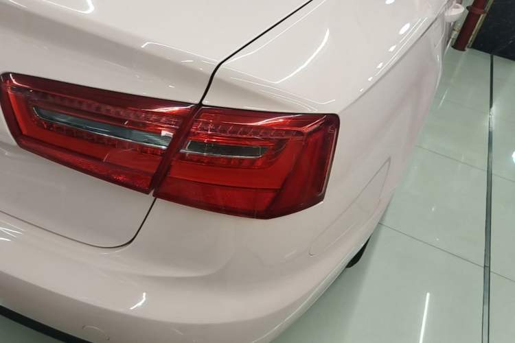 Used Audi A6L 2015 TFSI Millionth Anniversary Intelligent Model Right Rear Taillight