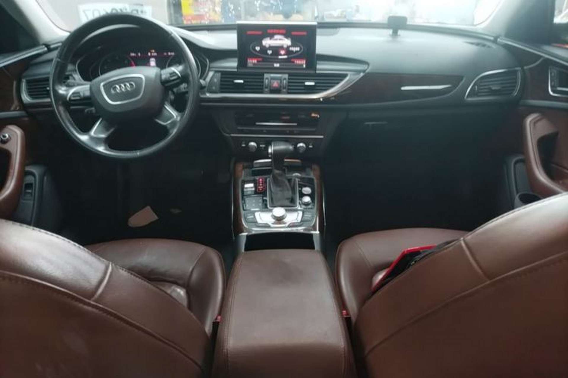 Used Audi A6L 2015 30 FSI Millionth Anniversary Comfort Model Center Console