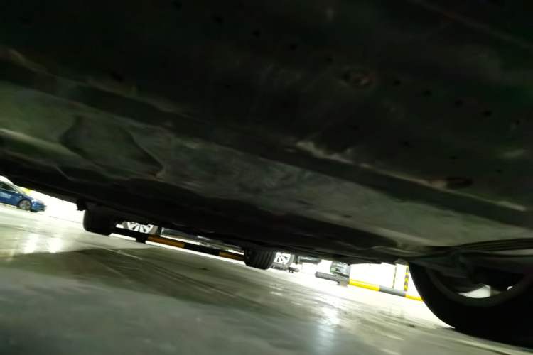 Used Audi A6L 2015 35 FSI quattro Comfort Model Chassis Front