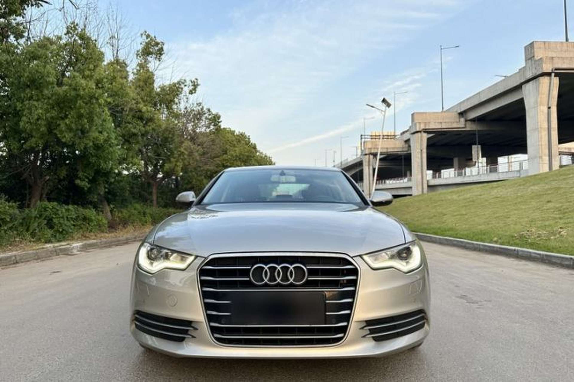 Used Audi A6L 2015 30 FSI Millionth Anniversary Comfort Model Exterior 4