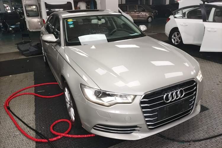 Used Audi A6L 2015 30 FSI Millionth Anniversary Comfort Model Front Right 45 Deg