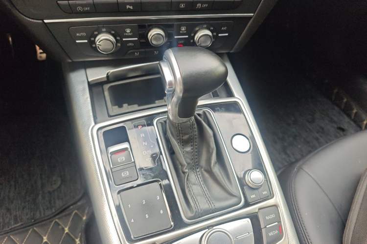 Used Audi A6L 2015 TFSI Millionth Anniversary Intelligent Model Gear Lever