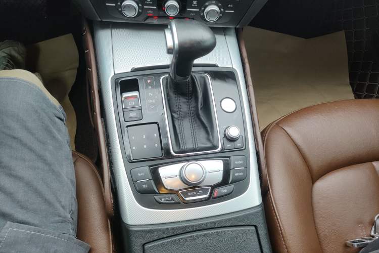 Used Audi A6L 2015 TFSI Millionth Anniversary Intelligent Model Gear Lever